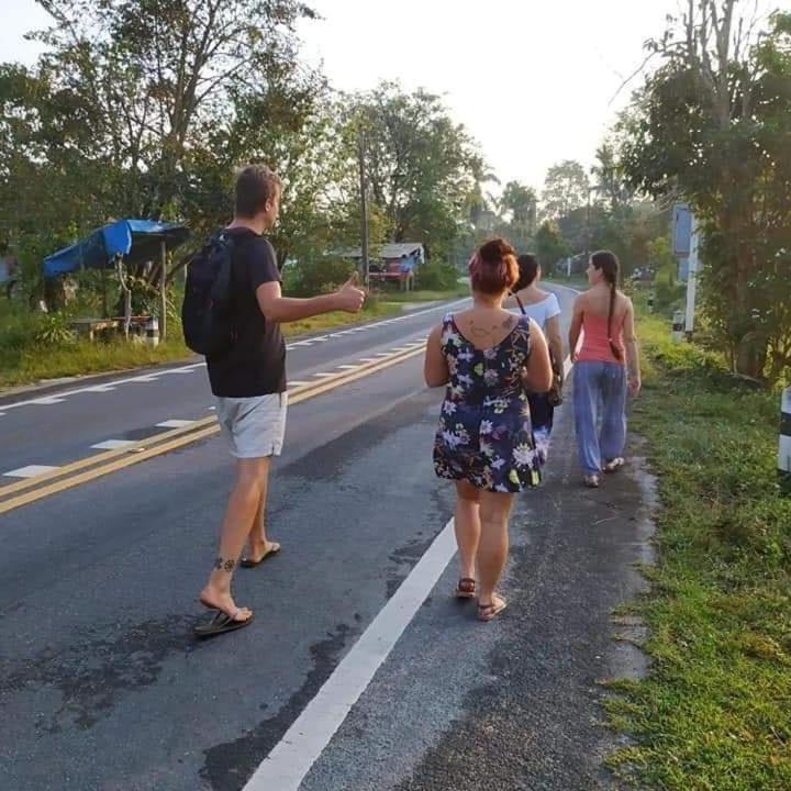 Nakhon Si Ban Na Homestay Накхонситхаммарат Экстерьер фото